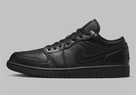 nike jordan low zwart|jordan 1 low shoes for sale.